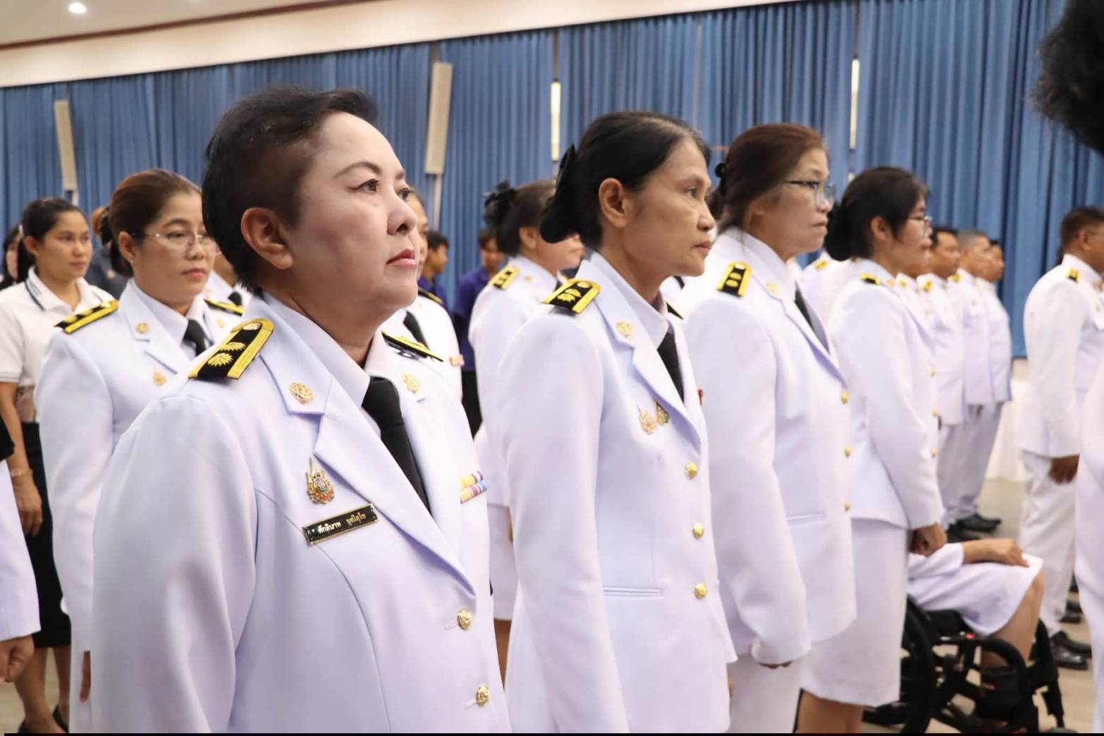 title - นางสาวอมรรัตน์ แขวงโสภา ปฏิรูปที่ดินจังหวัดพระนครศรีอยุธยา ปฏิบัติหน้าที่ในตำแหน่งผู้อำนวยการศูนย์ส่งเสริมและพัฒนาอาชีพเสริมนอกภาคการเกษตร(ศพส.) เป็นประธานในพิธีถวายสัตย์ปฏิญาณเพื่อเป็นข้าราชการที่ดีและพลังของแผ่นดิน เนื่องในโอกาสมหามงคลเฉลิมพระชนมพรรษา พระบาทสมเด็จพระปรเมนทรรามาธิบดีศรีสินทร มหาวชิราลงกรณ พระวชิรเกล้าเจ้าอยู่หัว 28 กรกฎาคม 2569